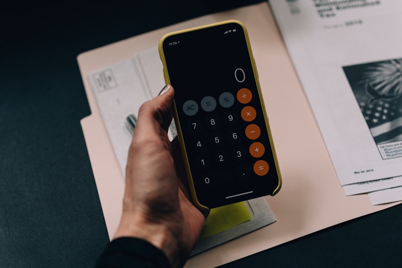 Người lao động tự ý nghỉ việc có được tự chốt sổ BHXH hay không?